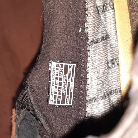 Keen Waterpoof Shoes/Boots - Picture 3 of 5